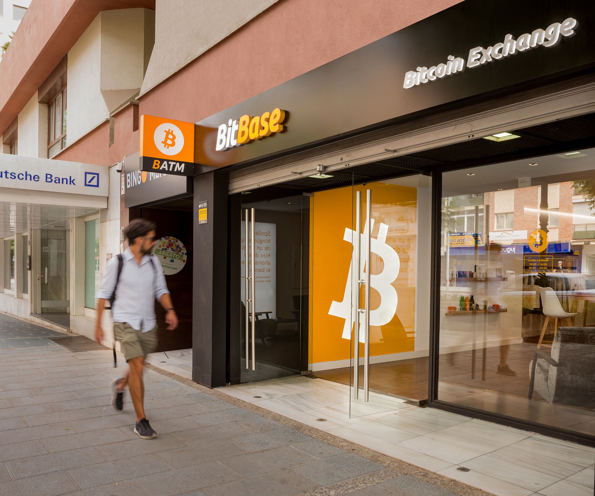 BitBase Bitcoin Exchange showroom with Bitcoin ATM made by GENERAL BYTES